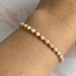 Beżowa bransoletka Zery w wersji złotej