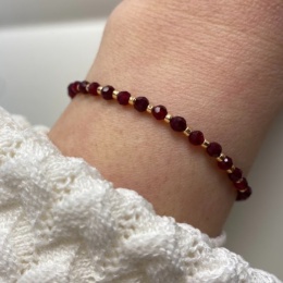 Bordowa bransoletka