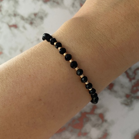Czarna bransoletka