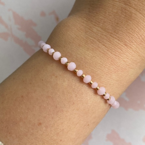 Różowa bransoletka