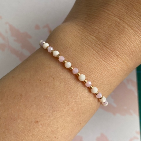 Różowa bransoletka