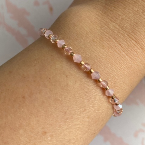 Różowa bransoletka